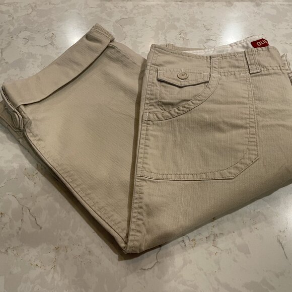Vintage Guess Khaki Women's Capris - Picture 1 of 8